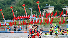 2024绿水青山中国休闲运动挑战赛在漓江 （平乐段）水域开赛